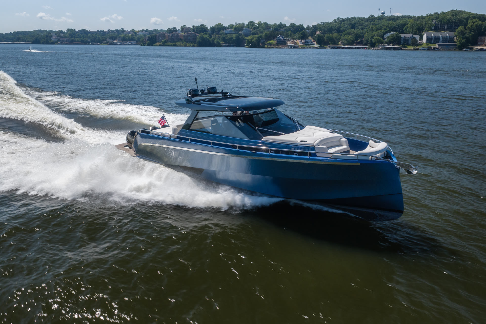 DA 53 running on the water — flagship express cruiser at speed